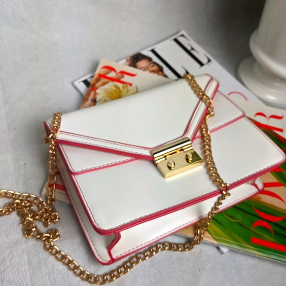 Handbags - 🆕👙Sweet Lady Luxury Handbag PU Leather White 🤍